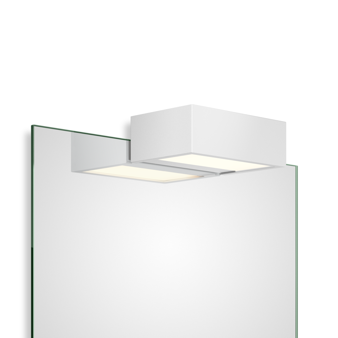 Clip-on light for mirror